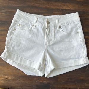 Celebrity pink white shorts